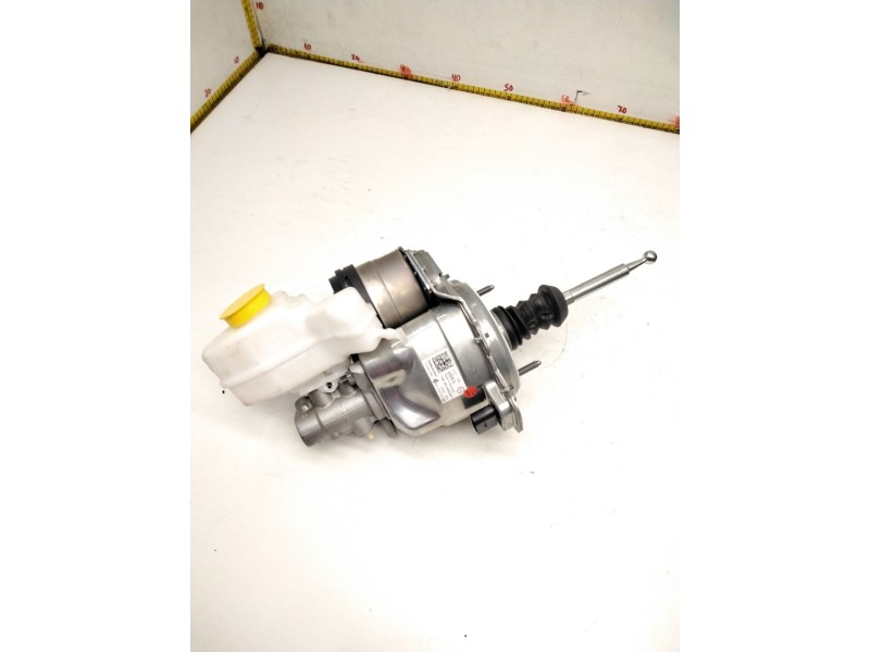 Recambio de servofreno para volkswagen golf viii (cd1) 1.5 tsi referencia OEM IAM 5WB614105AT 0240850658 