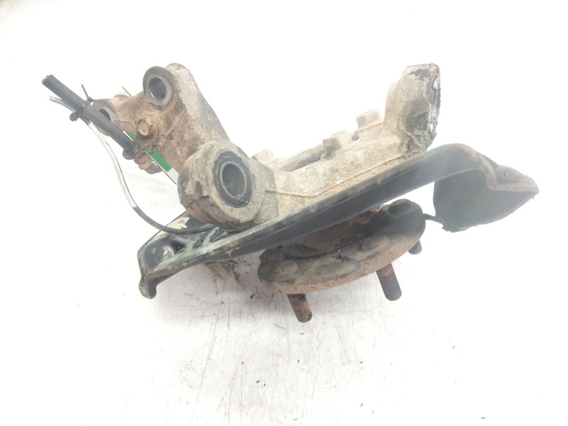 Recambio de mangueta delantera izquierda para toyota rav 4 (a3) 2.2 turbodiesel cat referencia OEM IAM   