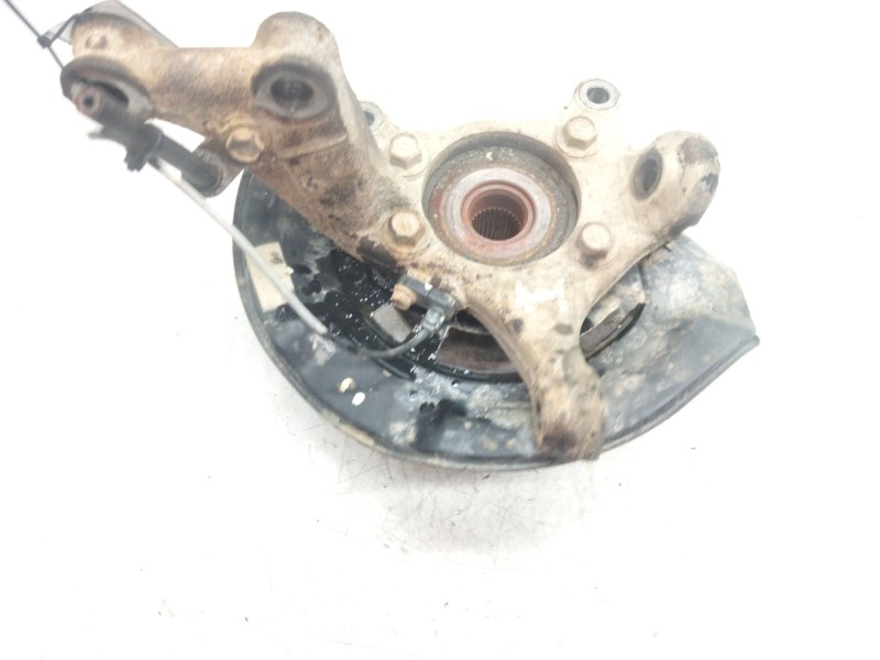 Recambio de mangueta delantera izquierda para toyota rav 4 (a3) 2.2 turbodiesel cat referencia OEM IAM   
