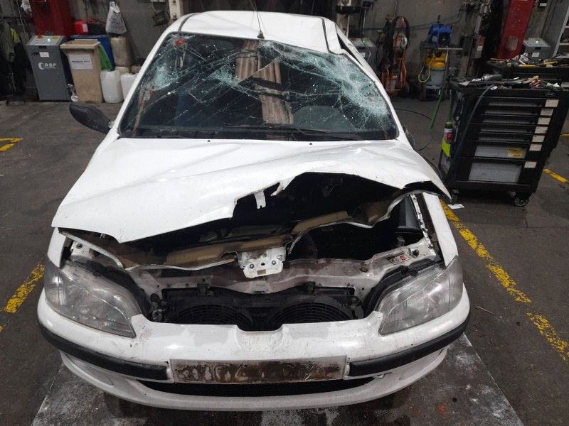 peugeot 106 (s2) del año 2003