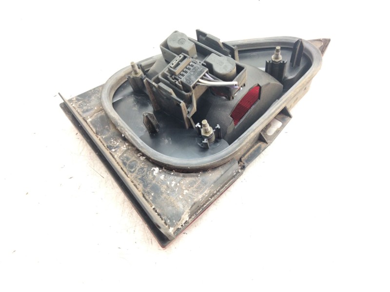 Recambio de piloto trasero izquierdo porton para renault megane i fase 2 classic (la..) 1.6 16v rte referencia OEM IAM   