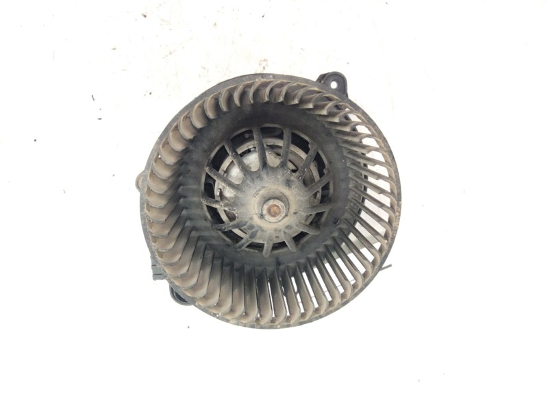 Recambio de motor calefaccion para peugeot 106 (s2) 1.1 referencia OEM IAM 9609330  