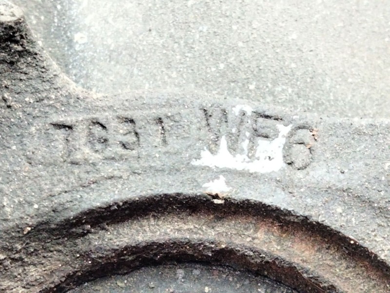 Recambio de mangueta delantera izquierda para dodge avenger referencia OEM IAM SPN018428  