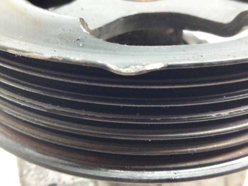 Recambio de bomba direccion para dodge avenger referencia OEM IAM 75243045  