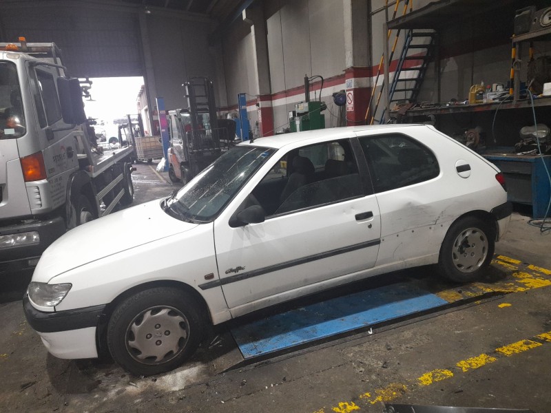 peugeot 306 (7b, n3, n5) del año 1999