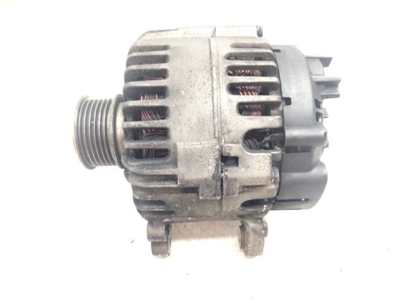 Recambio de alternador para audi a4 b7 (8ec) 2.0 tdi referencia OEM IAM 06F903023H  
