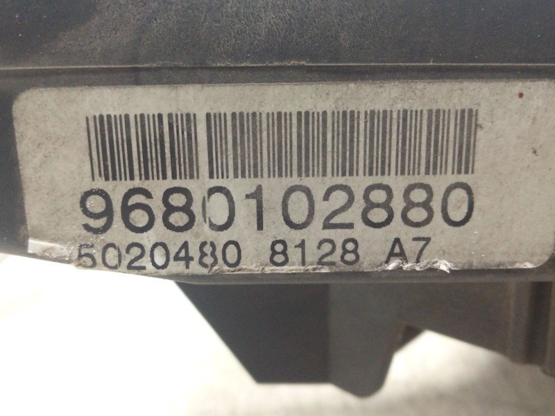 Recambio de electroventilador para peugeot 207 1.6 16v hdi referencia OEM IAM 9680102880  