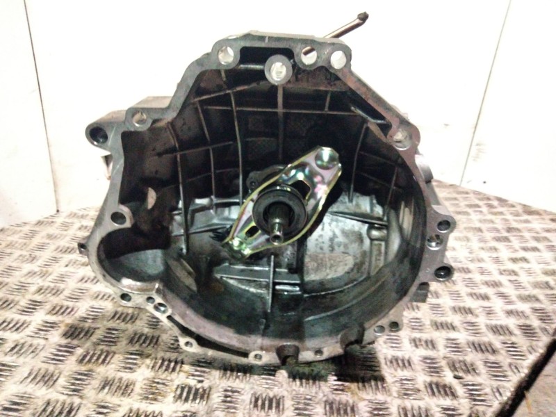 Recambio de caja cambios para audi a4 b7 (8ec) 2.0 tdi referencia OEM IAM 01X301315F  