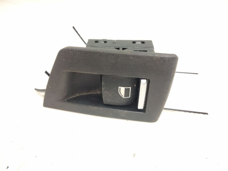 Recambio de mando elevalunas delantero derecho para bmw serie 5 lim. (f10) 520d referencia OEM IAM 924194901  