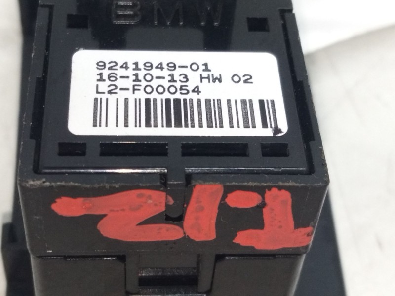 Recambio de mando elevalunas trasero izquierdo para bmw serie 5 lim. (f10) 520d referencia OEM IAM 924194901  