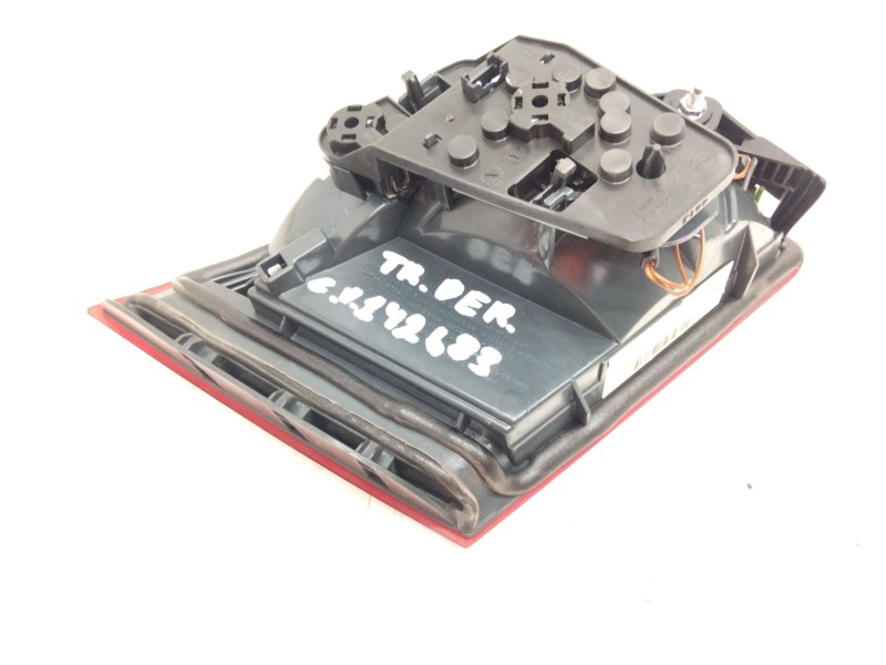 Recambio de piloto trasero derecho porton para bmw serie 5 lim. (f10) 520d referencia OEM IAM 730616408  