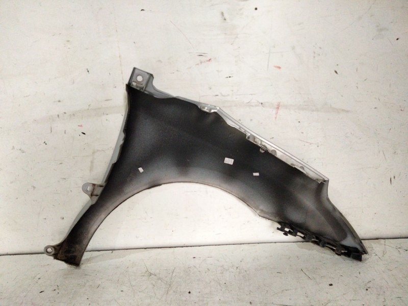 Recambio de aleta delantera izquierda para citroën c4 berlina 1.4 16v referencia OEM IAM   