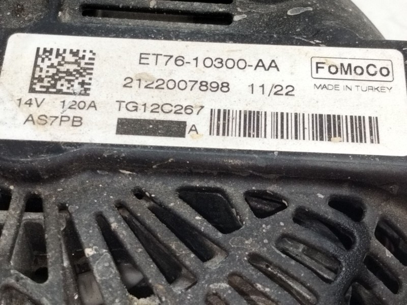 Recambio de alternador para ford transit courier referencia OEM IAM ET7610300AA  