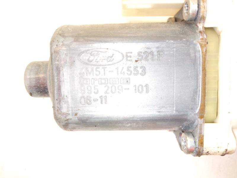 Recambio de motor elevalunas delantero derecho para ford focus berlina (cap) ghia referencia OEM IAM 4M5T14553  