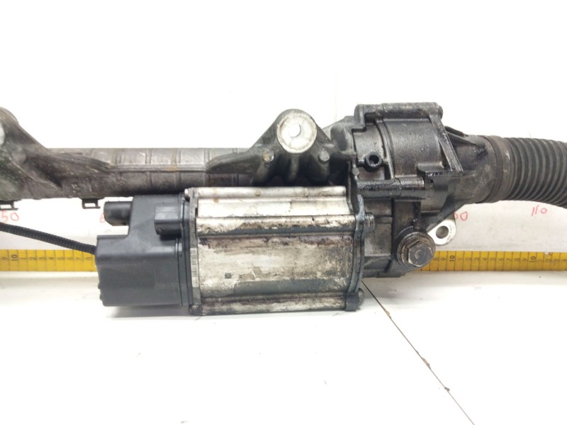 Recambio de caja direccion electrica para bmw serie 5 lim. (f10) 520d referencia OEM IAM 686484602  