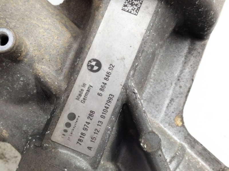 Recambio de caja direccion electrica para bmw serie 5 lim. (f10) 520d referencia OEM IAM 686484602  