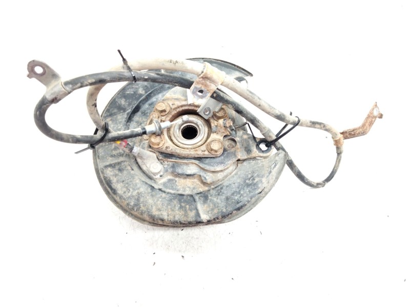 Recambio de buje trasero derecho para nissan juke (f15) 1.6 16v referencia OEM IAM   