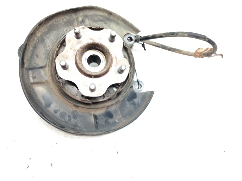 Recambio de buje trasero derecho para nissan juke (f15) 1.6 16v referencia OEM IAM   