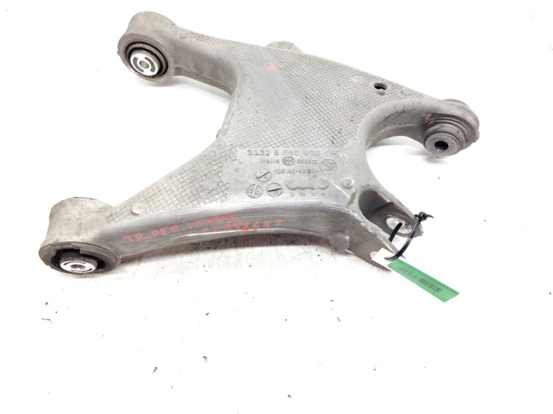 Recambio de brazo suspension inferior trasero derecho para bmw serie 5 lim. (f10) 520d referencia OEM IAM 6865900  