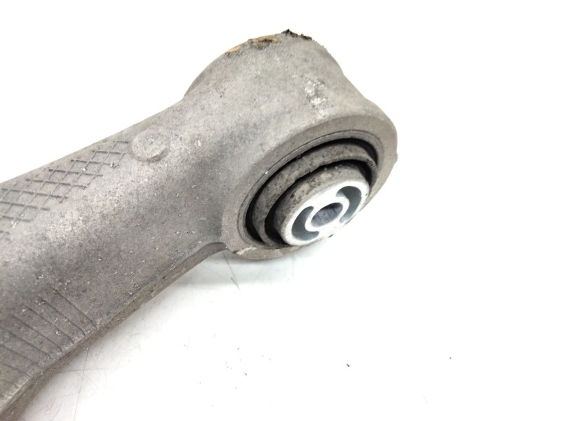 Recambio de brazo suspension inferior trasero izquierdo para bmw serie 5 lim. (f10) 520d referencia OEM IAM 6865899  