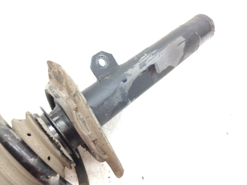 Recambio de amortiguador delantero izquierdo para bmw serie 2 gran tourer (f46) referencia OEM IAM 687252103  
