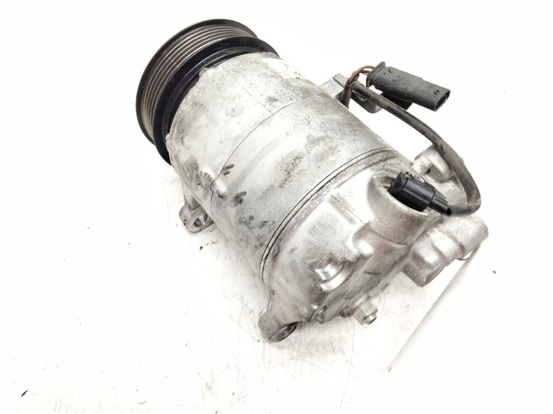 Recambio de compresor aire acondicionado para bmw serie 2 gran tourer (f46) referencia OEM IAM 682687901  