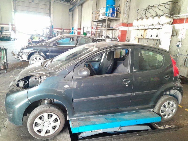 peugeot 107 del año 2009