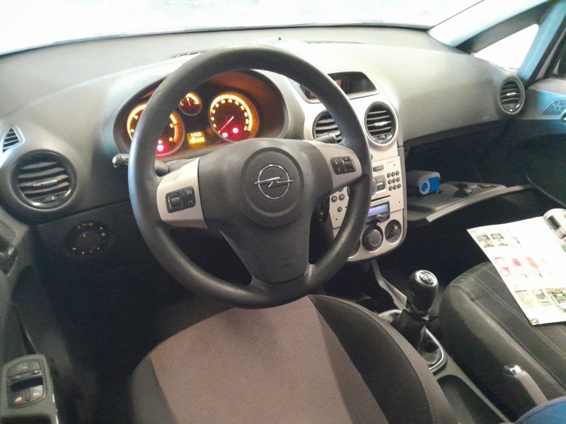 opel corsa d del año 2007