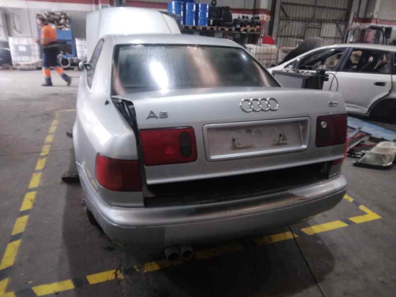 audi a8 (d2) del año 1996