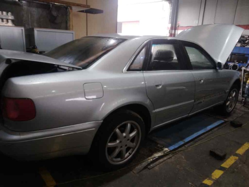 audi a8 (d2) del año 1996