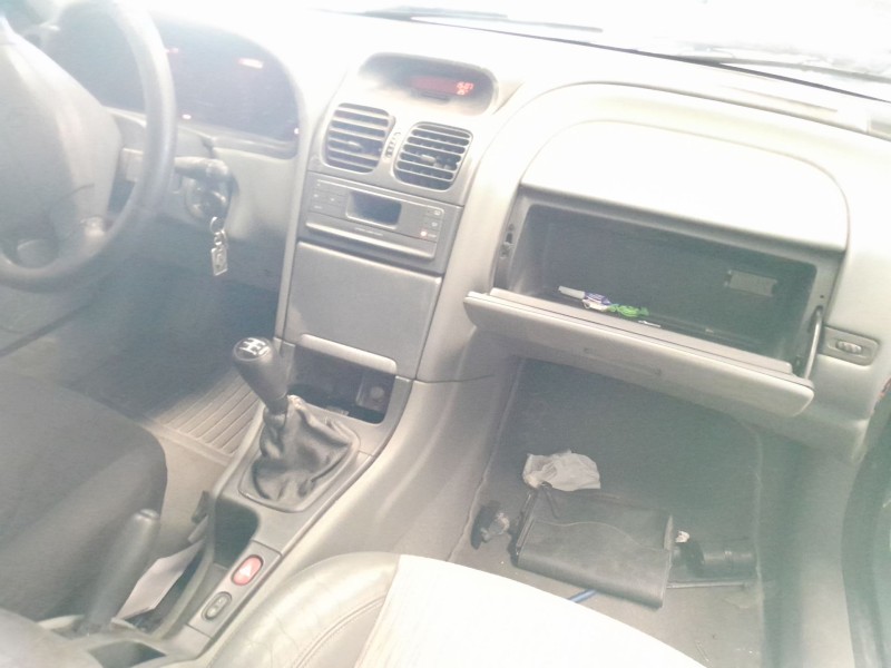 renault laguna (b56) del año 2000