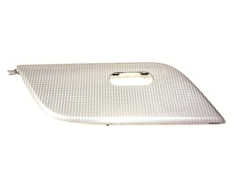 Recambio de moldura delantera izquierda para mercedes-benz gla (h247) gla 200 (247.787) referencia OEM IAM A2477208902  