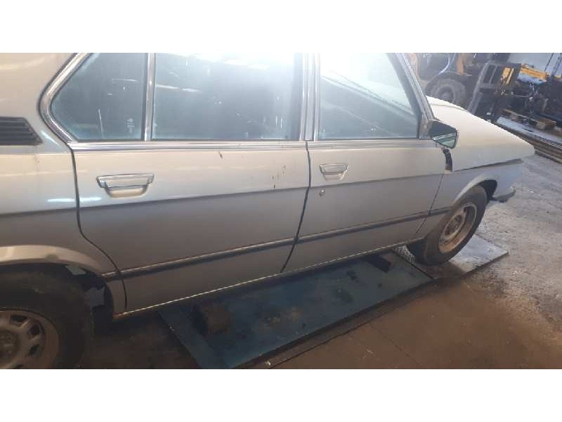 bmw serie 5 (e28) del año 1981