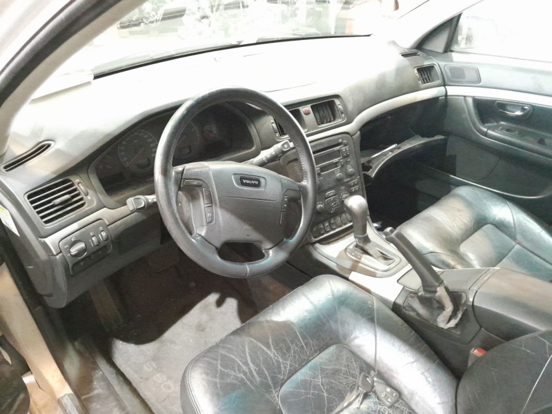 volvo s80 berlina del año 1999