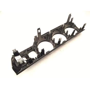Recambio de moldura para mercedes-benz gla (h247) gla 200 (247.787) referencia OEM IAM A2476806202  