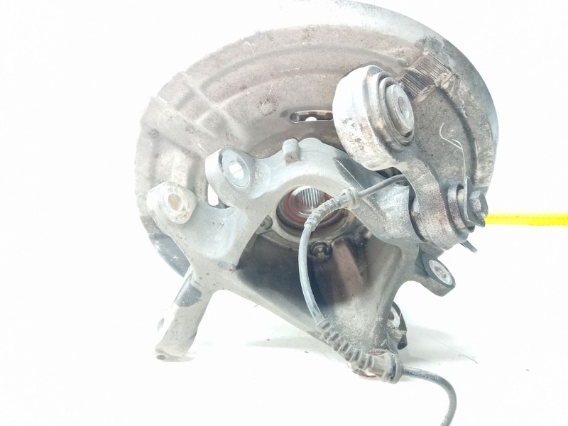 Recambio de mangueta trasera derecha para bmw serie 5 lim. (f10) 520d referencia OEM IAM 6793770  