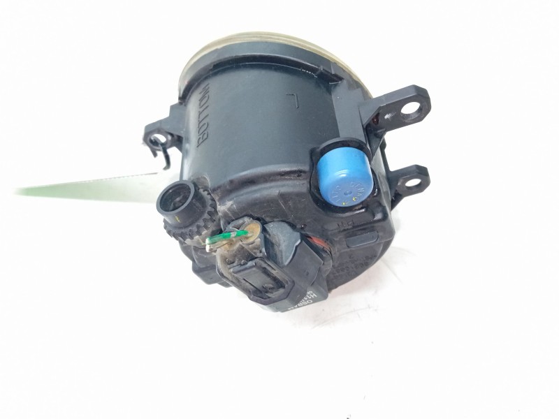 Recambio de faro antiniebla derecho para toyota auris (_e15_) 2.0 d-4d (ade150_) referencia OEM IAM 812200D041  