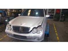 MERCEDES-BENZ CLASE C (W203) BERLINA