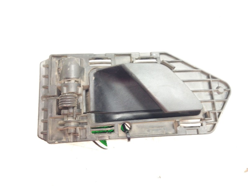 Recambio de maneta interior delantera derecha para peugeot partner furgoneta/monovolumen (5_, g_) 2.0 hdi referencia OEM IAM 962