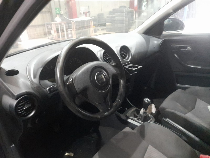 seat ibiza iii (6l1) del año 2003