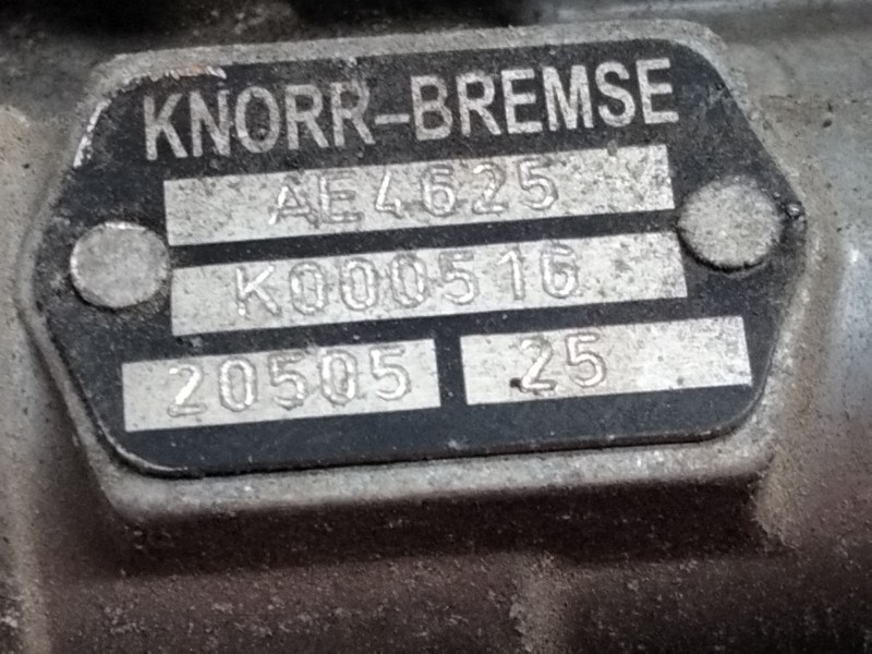 Recambio de valvula aire para renault premium 370 referencia OEM IAM AE4625  