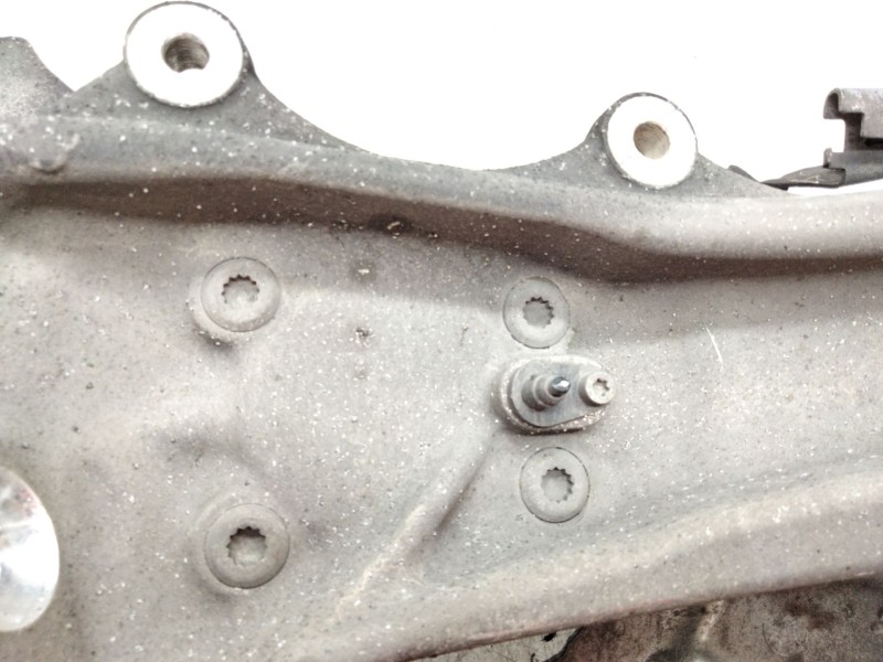 Recambio de mangueta delantera izquierda para bmw serie 5 lim. (f10) 520d referencia OEM IAM   