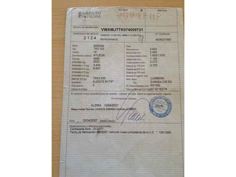 nissan atleon del año 2007