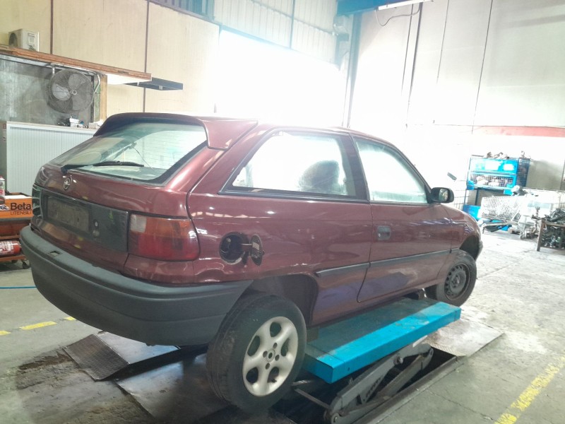 opel astra f (t92) del año 1997