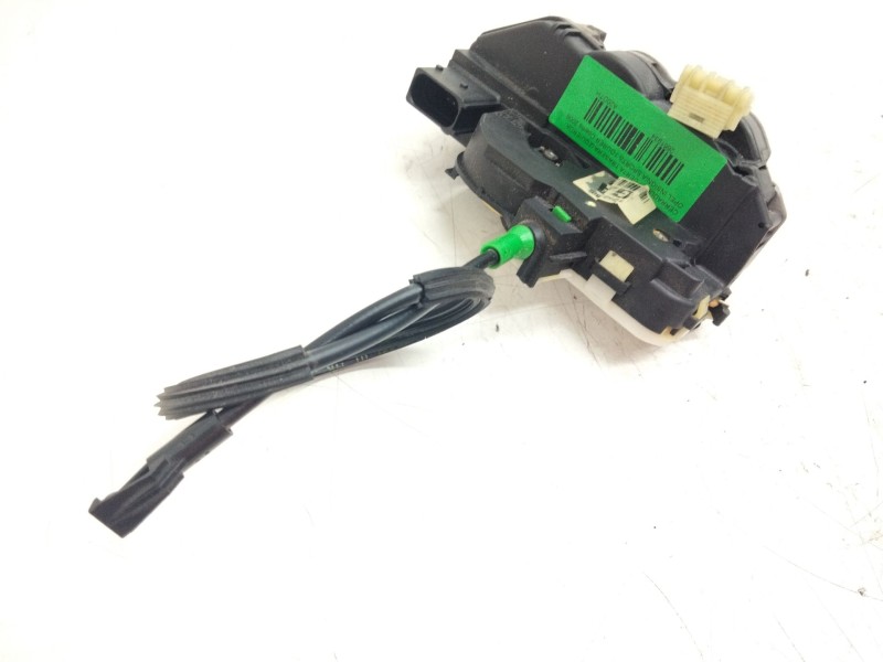 Recambio de cerradura puerta trasera izquierda para opel insignia sports tourer cosmo referencia OEM IAM 13503807  