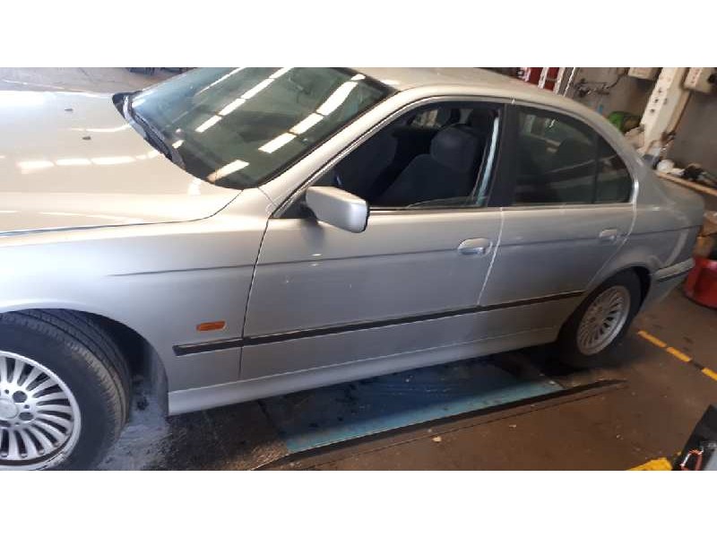 bmw serie 5 berlina (e39) del año 1997
