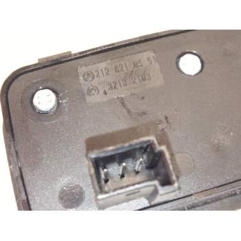 Recambio de pulsador maletero para mercedes-benz gla (h247) gla 200 (247.787) referencia OEM IAM 2128210551  