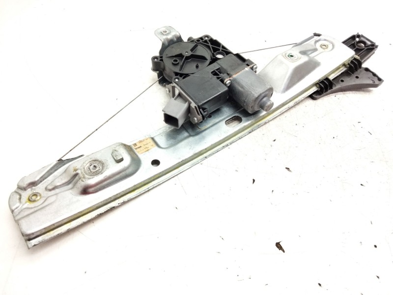 Recambio de elevalunas trasero derecho para opel insignia sports tourer cosmo referencia OEM IAM 20952451  