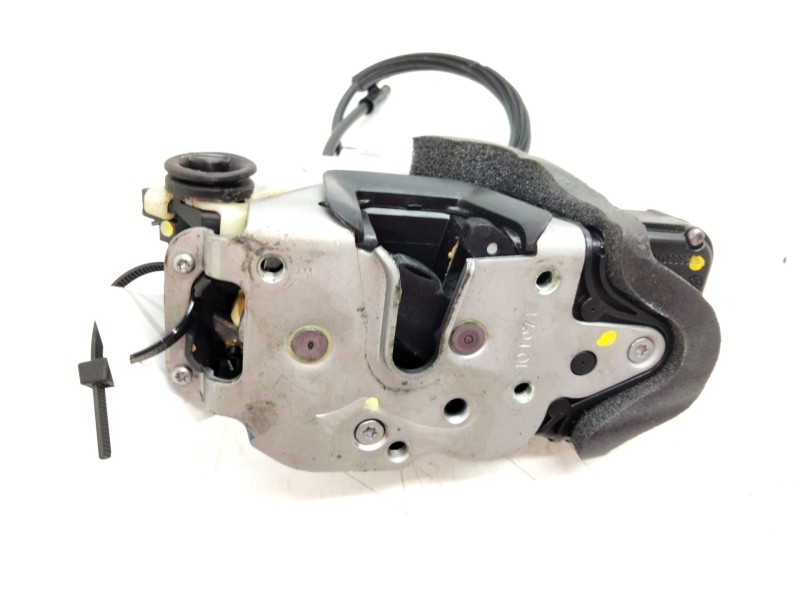 Recambio de cerradura puerta trasera derecha para opel insignia sports tourer cosmo referencia OEM IAM 13503808  