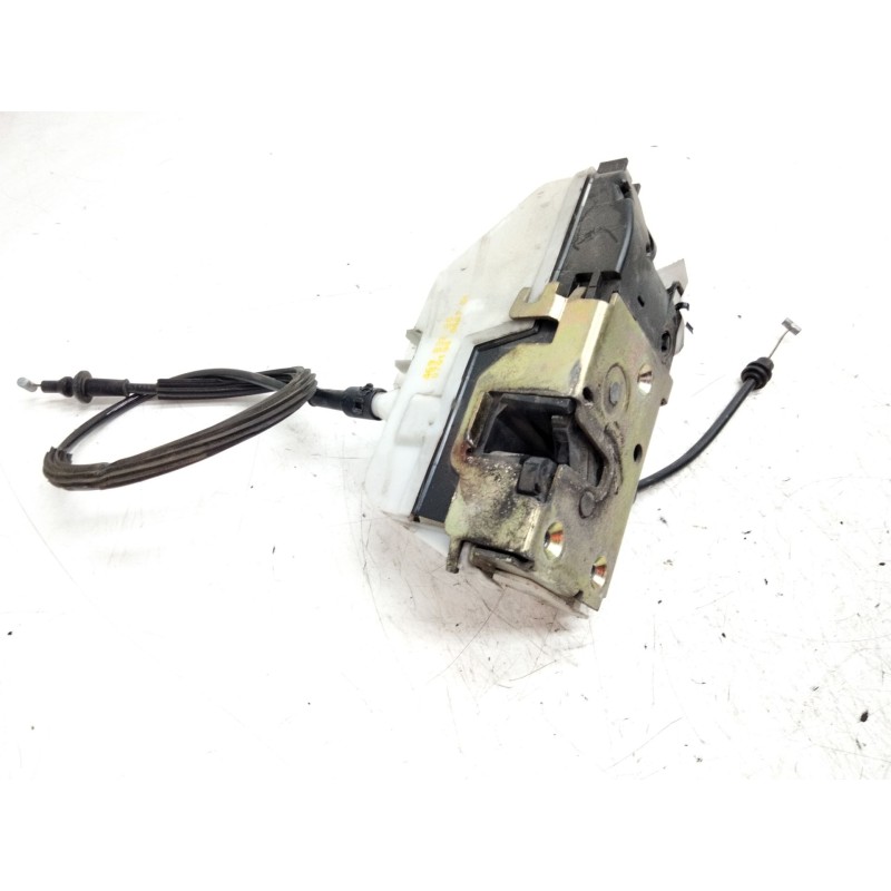 Recambio de cerradura puerta delantera derecha para citroën c3 1.4 hdi referencia OEM IAM 46983280  